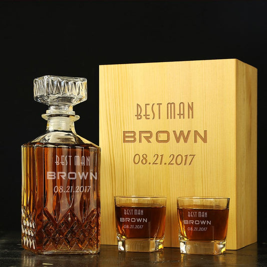 Personalized decanter, Unique best man gift - CustomizationMart