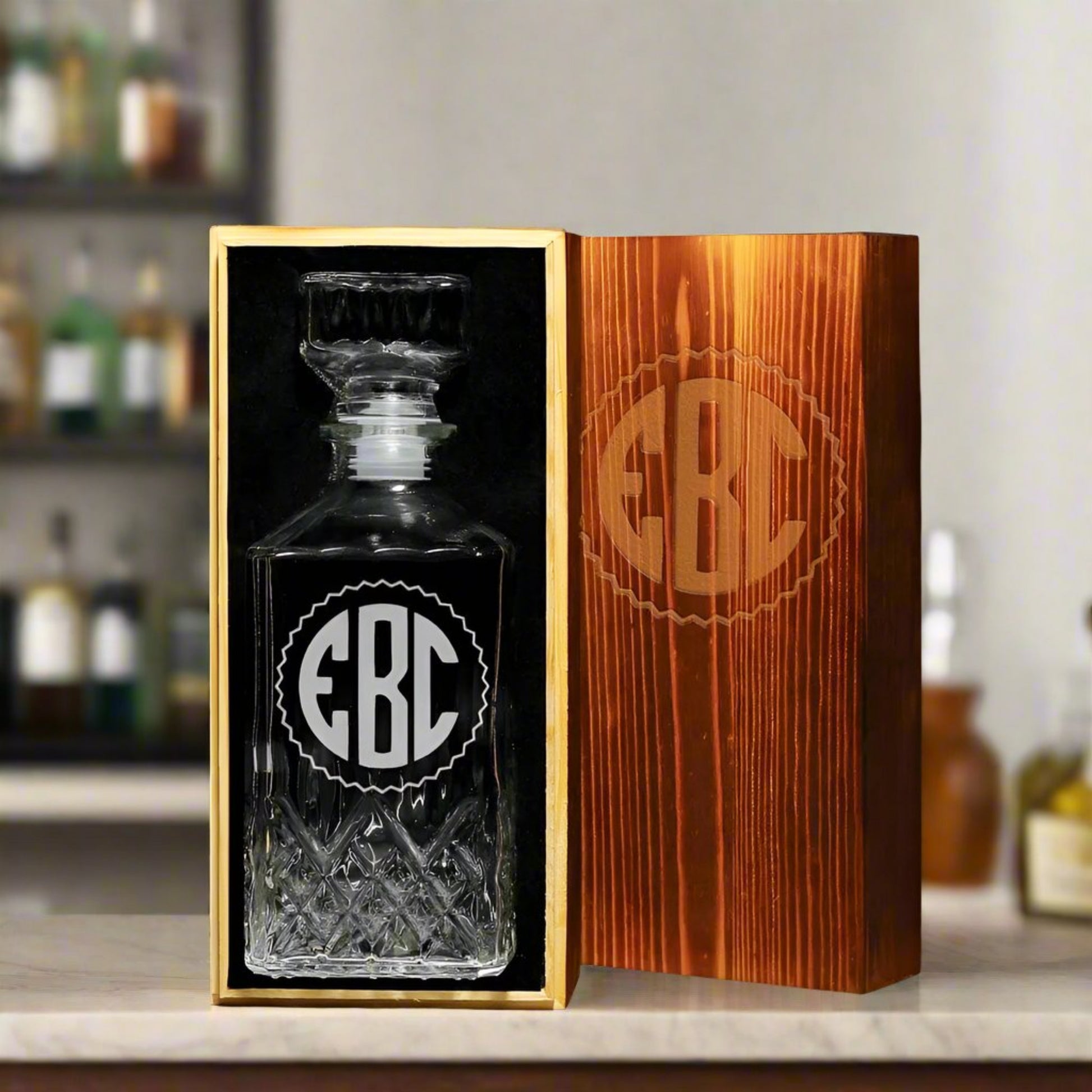 Personalized Whiskey Decanter, Groomsmen Gifts GiftideaStutio