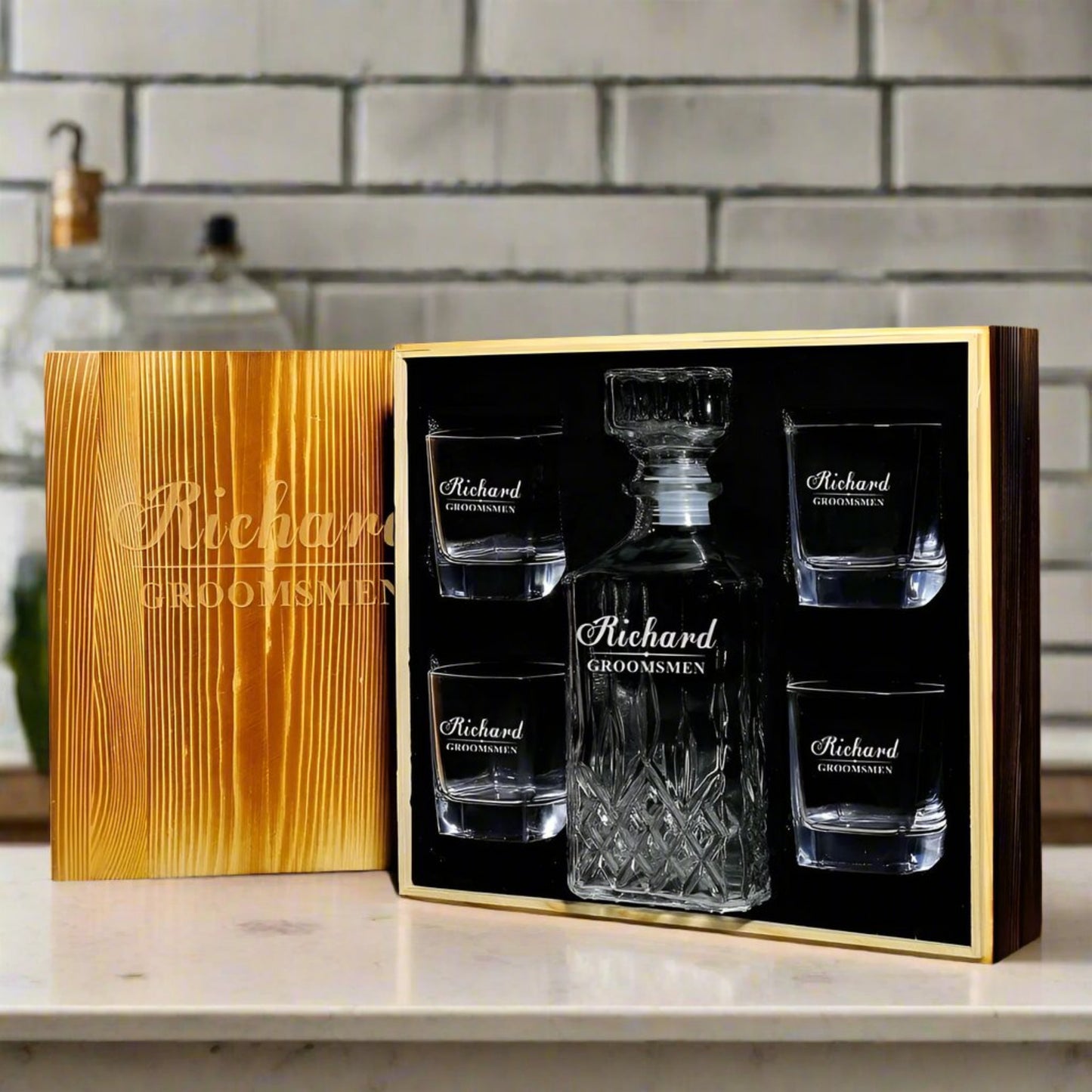 Personalized Whiskey Decanter, Groomsmen Gifts GiftideaStutio