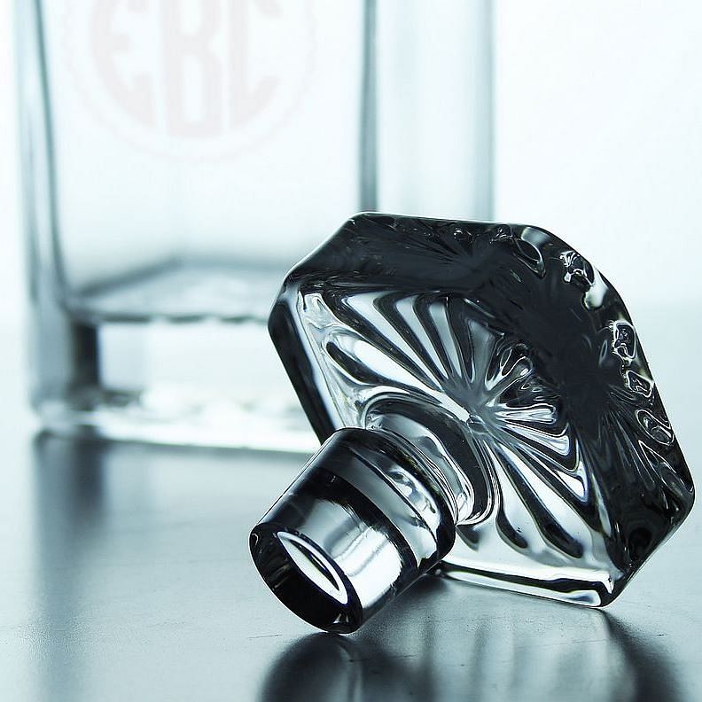 Groomsmen Gifts, Personalized Crystal Square Decanter GiftideaStutio