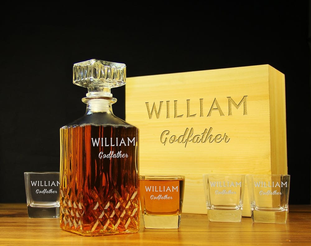 Men's Gift,Groomsmen Gift - Personalized Whiskey Decanter ETURG
