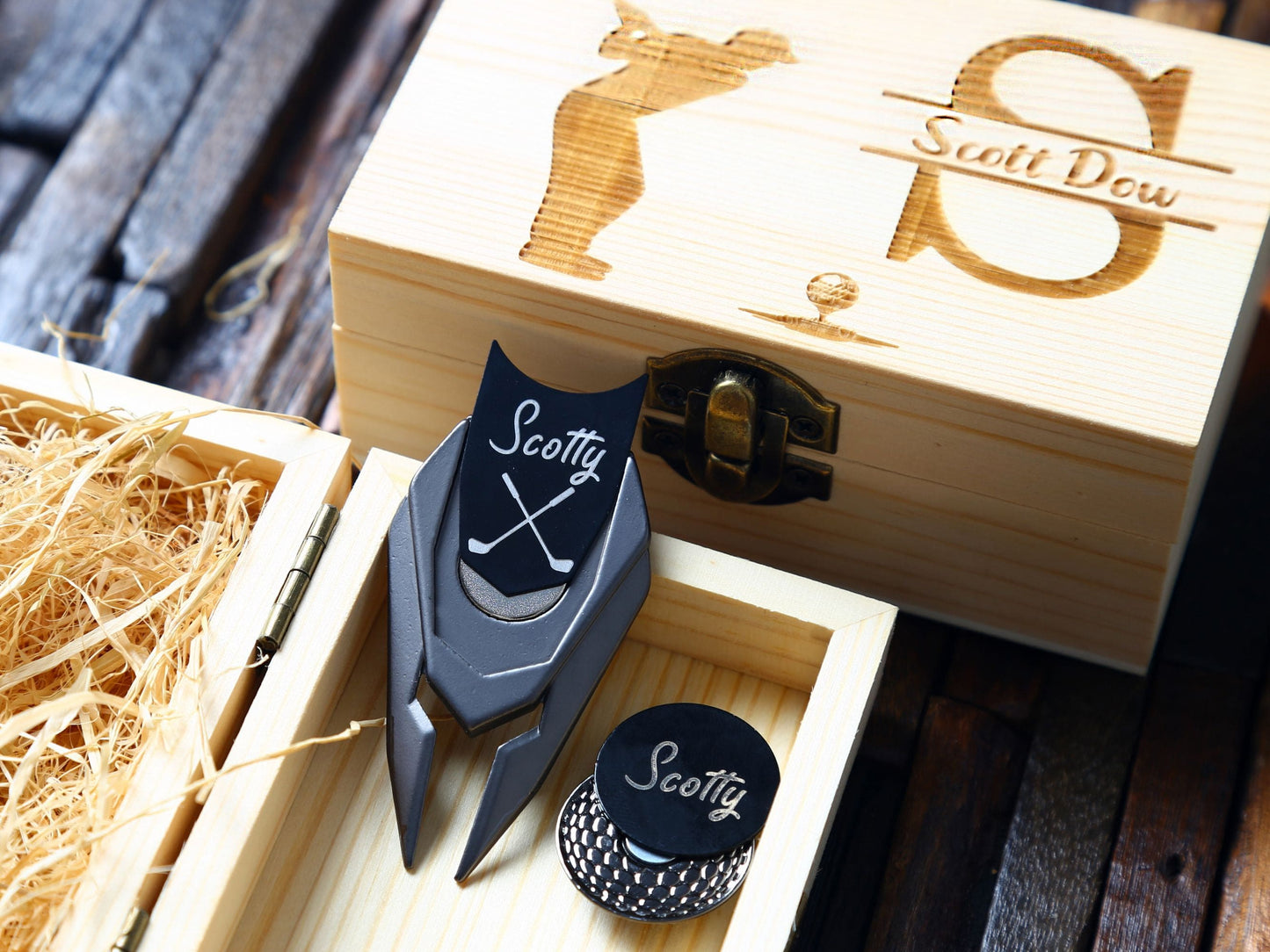 Personalized Golf Divot Tool Set with Wooden Box UniqueGiftProposal