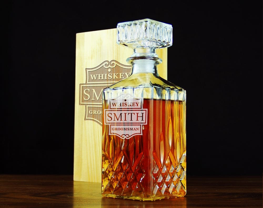 Men's Gift,Groomsmen Gift - Personalized Whiskey Decanter ETURG
