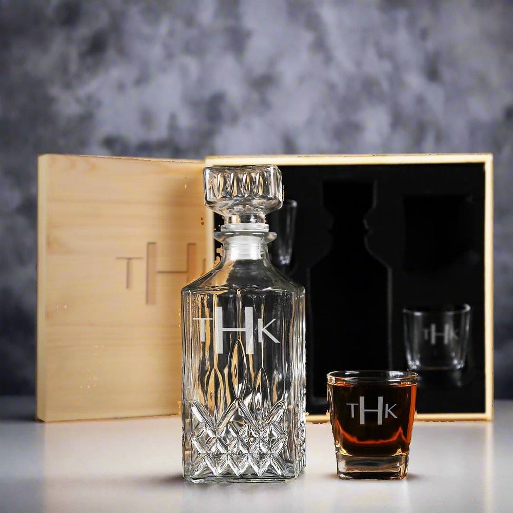 Groomsmen Gift ideas, Customized gift decanter - CustomizationMart
