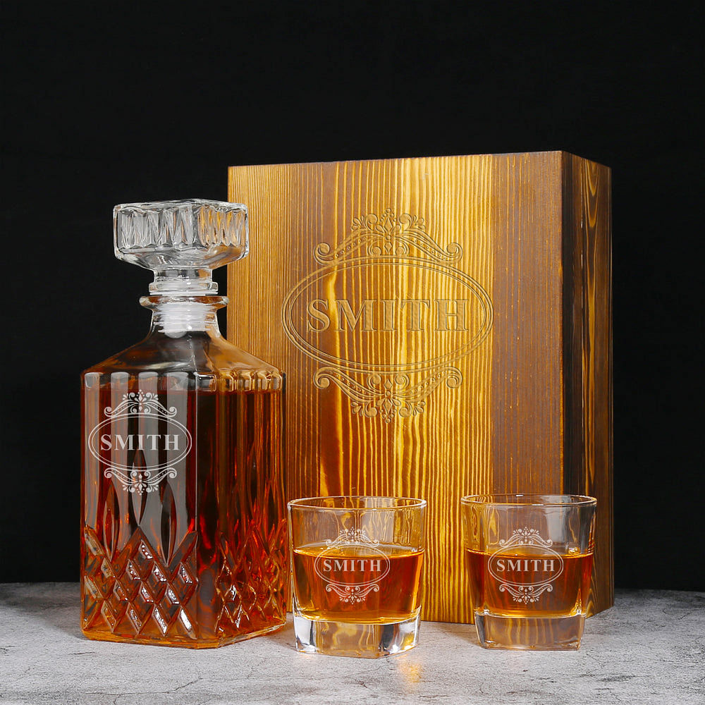 Personalized Whiskey Decanter & Decanter Set, Christmas Gift GiftideaStutio