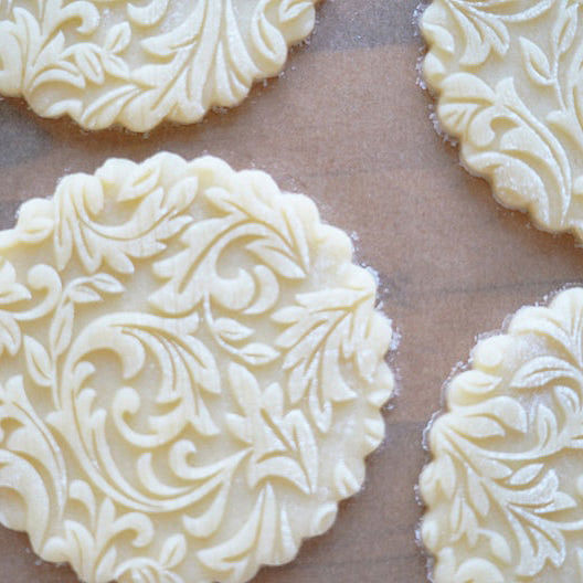 Floral Traditional - Embossing Rolling Pin CustomizedGift